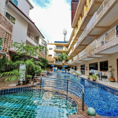 Отель Nida Rooms Patong Pier Palace фото 2