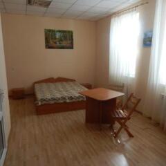Гостиница Guest house Azovets Бердянск комната для гостей