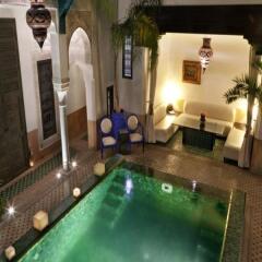 Отель Riad Farnatchi Марокко, Марракеш - отзывы, цены и фото номеров - забронировать отель Riad Farnatchi онлайн бассейн фото 2
