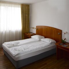 Отель Studios am Alexanderplatz Германия, Берлин - отзывы, цены и фото номеров - забронировать отель Studios am Alexanderplatz онлайн комната для гостей