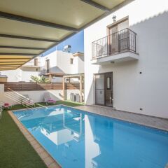 Отель Cyprus Villa Crystal 33 Gold бассейн