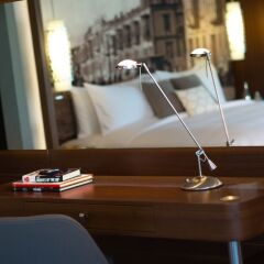 Renaissance Izmir Hotel сейф в номере