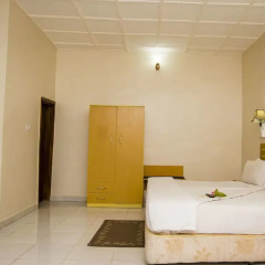 Отель EEMJM Hotels and Suites Limited комната для гостей фото 4