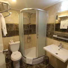 Aykut Palace Otel Турция, Искендерун - отзывы, цены и фото номеров - забронировать отель Aykut Palace Otel онлайн ванная