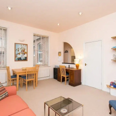 Отель Veeve - Rosey Rosslyn Flat комната для гостей фото 3