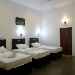 Отель Vista Yala Way Hide Resort сейф в номере