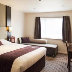 Отель Premier Inn Manchester Salford Media City комната для гостей фото 3
