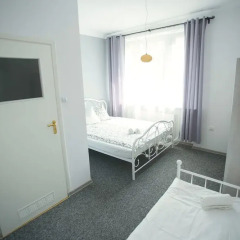 Отель MoonRiver Inn Варшава комната для гостей фото 3