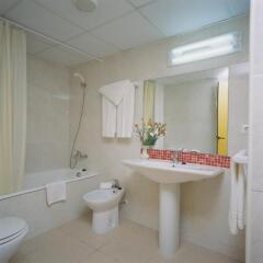 Отель Apartaments Sun&Moon ванная фото 2