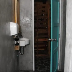 Отель Gecko Republic Jungle Hostel Таиланд, Остров Тау - отзывы, цены и фото номеров - забронировать отель Gecko Republic Jungle Hostel онлайн ванная фото 2