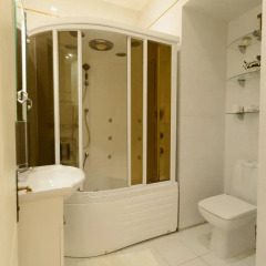 Гостиница Kiev Accommodation Apart. on Mikhailovskiy lane Украина, Киев - отзывы, цены и фото номеров - забронировать гостиницу Kiev Accommodation Apart. on Mikhailovskiy lane онлайн ванная