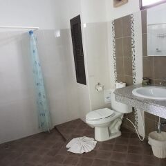 Отель Monaburi Boutique Resort ванная