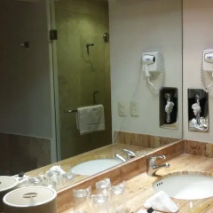 Отель Holiday Inn Ixtapa спортивное сооружение