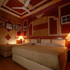Отель Shari-La Island Resort сейф в номере