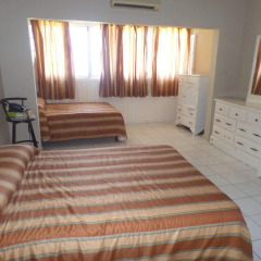 Отель Rooms On the Hip Strip - Montego Bay комната для гостей фото 2