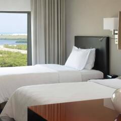 Отель Fiesta Inn Cancun Las Americas Мексика, Канкун - 1 отзыв об отеле, цены и фото номеров - забронировать отель Fiesta Inn Cancun Las Americas онлайн комната для гостей фото 4