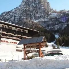 Hotel Canin Кьюзафорте спортивное сооружение