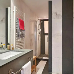 Отель AinB Sagrada Familia Apartments Испания, Барселона - 2 отзыва об отеле, цены и фото номеров - забронировать отель AinB Sagrada Familia Apartments онлайн ванная фото 2