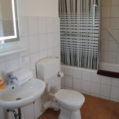Отель Franconia City Hotel Германия, Нюрнберг - отзывы, цены и фото номеров - забронировать отель Franconia City Hotel онлайн ванная фото 2