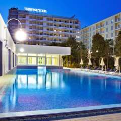 Отель Grand Hotel Trieste & Victoria Италия, Абано-Терме - 2 отзыва об отеле, цены и фото номеров - забронировать отель Grand Hotel Trieste & Victoria онлайн бассейн