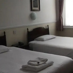 The Patten Arms Hotel сейф в номере