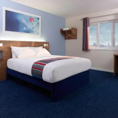 Отель Travelodge Southampton Central комната для гостей фото 5