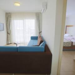 Almera Apart Hotel комната для гостей фото 4