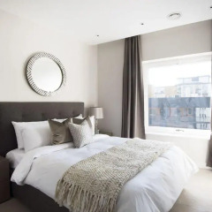 Отель Posh 2BR Westminster Suites by Sonder Великобритания, Лондон - отзывы, цены и фото номеров - забронировать отель Posh 2BR Westminster Suites by Sonder онлайн комната для гостей