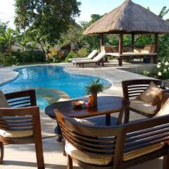 Villa Beranda Kecil Private Garden Swimming Pool And Housekeeper