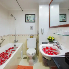 Royal Hotel Saigon ванная