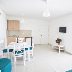 Tsokkos Holiday Hotel Apartments в номере фото 2