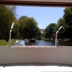 Отель Dutch Canal Boat Нидерланды, Амстердам - отзывы, цены и фото номеров - забронировать отель Dutch Canal Boat онлайн балкон