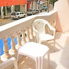 The Galiness International Backpacker Hostel Phuket балкон