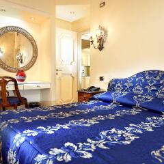 Отель Suites Torre dell'Orologio Италия, Венеция - отзывы, цены и фото номеров - забронировать отель Suites Torre dell'Orologio онлайн сейф в номере