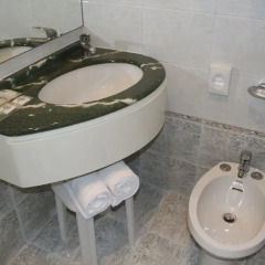 Novo Hotel Rossi Верона ванная