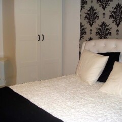 Отель Spot Inn Town Hall Apartament комната для гостей фото 2