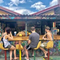 Отель Reggae Hostel Montego Bay Ямайка, Монтего-Бей - отзывы, цены и фото номеров - забронировать отель Reggae Hostel Montego Bay онлайн спортивное сооружение