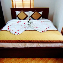 Alex Hotel сейф в номере