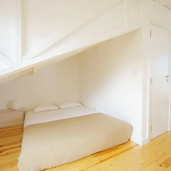 Отель ShortStayFlat Estrela S.Bento сейф в номере