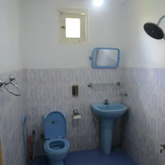Thisara Guest Hotel Rooms ванная