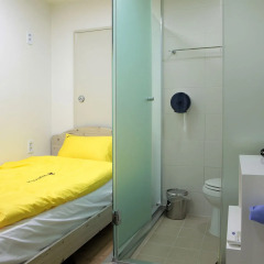 Отель 24 Guesthouse Myeongdong Center Южная Корея, Сеул - отзывы, цены и фото номеров - забронировать отель 24 Guesthouse Myeongdong Center онлайн комната для гостей