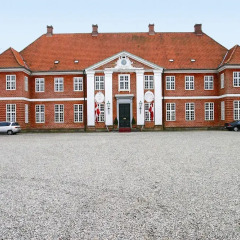 Отель Hindsgavl Slot Миддельфарт парковка