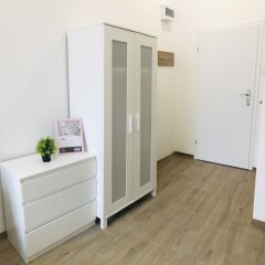 Отель Penguin Rooms Radwanska St.