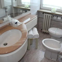 Novo Hotel Rossi Верона ванная фото 2