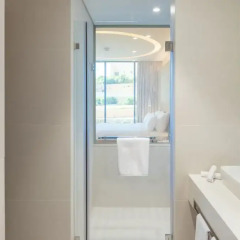 Radisson Blu Hotel & Residence, Riyadh Diplomatic Quarters ванная фото 2