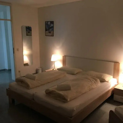 Отель Kn Kahtan Boarding House Мюнхен комната для гостей фото 5
