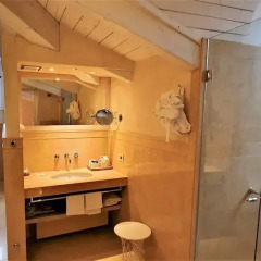 Отель Art Hotel Novecento Италия, Болонья - отзывы, цены и фото номеров - забронировать отель Art Hotel Novecento онлайн сейф в номере