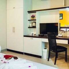 Отель Chalong Boutique Inn удобства в номере фото 2