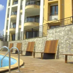 Отель Guest Rooms Queen's View бассейн