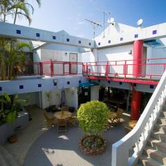 Отель Surfside Bed & Breakfast Центр Окинавы бассейн фото 2